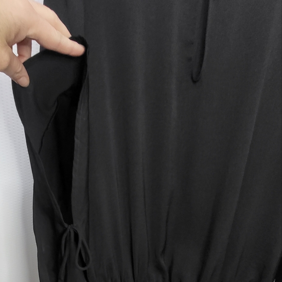 Express Bodysuit Black Crew Neck Front Keyhole Tie Sleeves Size Medium - Picture 6 of 9